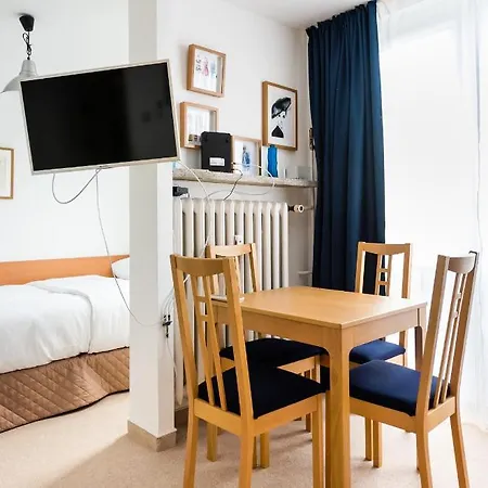 Metro Rondo Onz Yellow By Bookinghost Lägenhet *